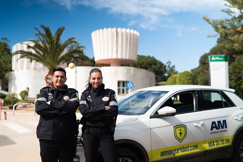 Guardias de seguridad en El Ejido - AM Seguridad